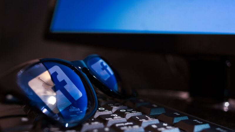 How to Advertise Web Design Service Using Facebook Ads?